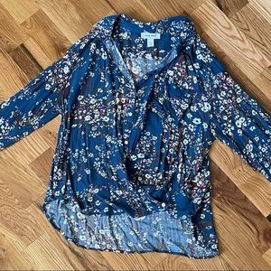 Nine West Women’s Cleo Floral Button Down Blouse